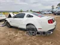 2012 Ford MUSTANG фото