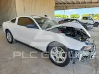 2012 Ford MUSTANG фото