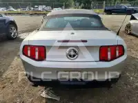 2012 Ford MUSTANG фото