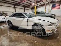 2012 Ford MUSTANG photo