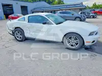 2012 Ford MUSTANG photo