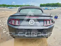 2012 Ford MUSTANG фото