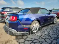 2012 Ford MUSTANG фото