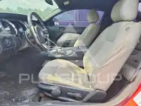2012 Ford MUSTANG photo