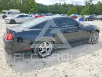 2012 Ford MUSTANG фото