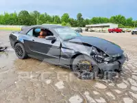 2012 Ford MUSTANG фото