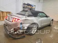 2012 Ford MUSTANG фото
