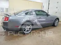 2012 Ford MUSTANG фото