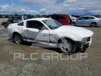 2012 Ford MUSTANG фото