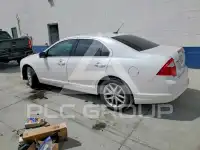 2012 Ford FUSION фото