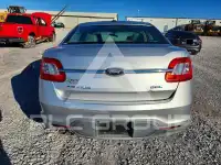 2012 Ford TAURUS фото