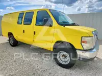 2012 Ford E-350 photo