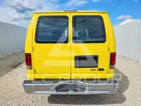 2012 Ford E-350 photo