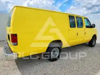 2012 Ford E-350 photo