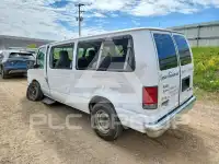 2012 Ford ECONOLINE фото