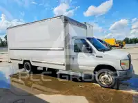 2012 Ford E-350 фото