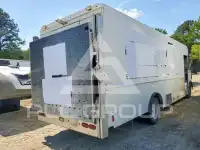 2012 Ford F-590 фото
