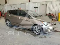 2012 Hyundai Accent photo