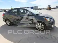 2012 Hyundai Accent photo