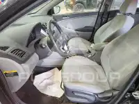 2012 Hyundai Accent фото