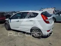 2012 Hyundai Accent фото