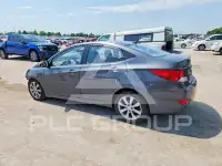 2012 Hyundai Accent photo