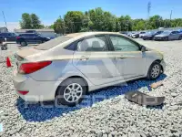 2012 Hyundai Accent фото