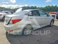 2012 Hyundai Accent фото