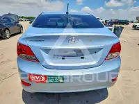 2012 Hyundai Accent photo