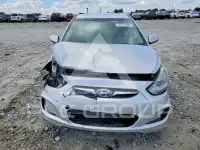2012 Hyundai Accent photo