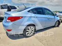 2012 Hyundai Accent photo