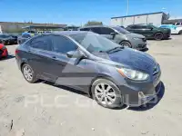 2012 Hyundai Accent фото