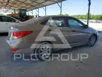 2012 Hyundai Accent photo