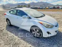 2012 Hyundai Elantra photo