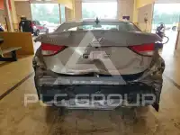2012 Hyundai Elantra photo
