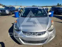 2012 Hyundai Elantra фото