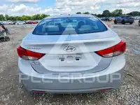 2012 Hyundai Elantra фото