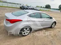 2012 Hyundai Elantra фото