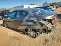 2012 Hyundai Elantra photo