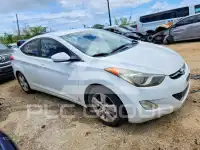 2012 Hyundai Elantra фото