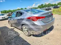 2012 Hyundai Elantra фото