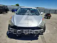2012 Hyundai Elantra photo