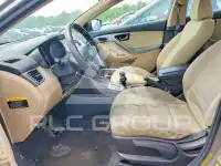 2012 Hyundai Elantra photo