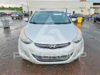 2012 Hyundai Elantra photo