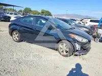 2012 Hyundai Elantra photo