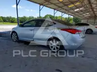2012 Hyundai Elantra photo