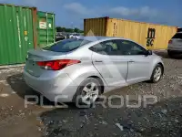 2012 Hyundai Elantra photo