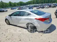 2012 Hyundai Elantra photo