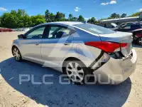 2012 Hyundai Elantra photo