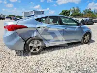 2012 Hyundai Elantra photo